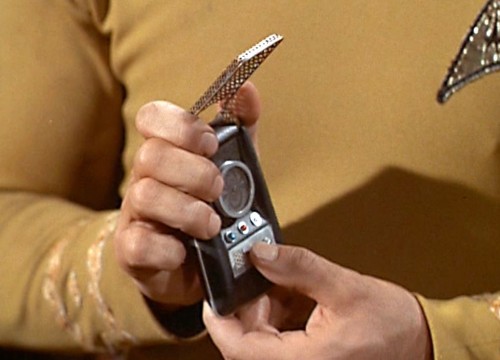 star-trek-communicator-2