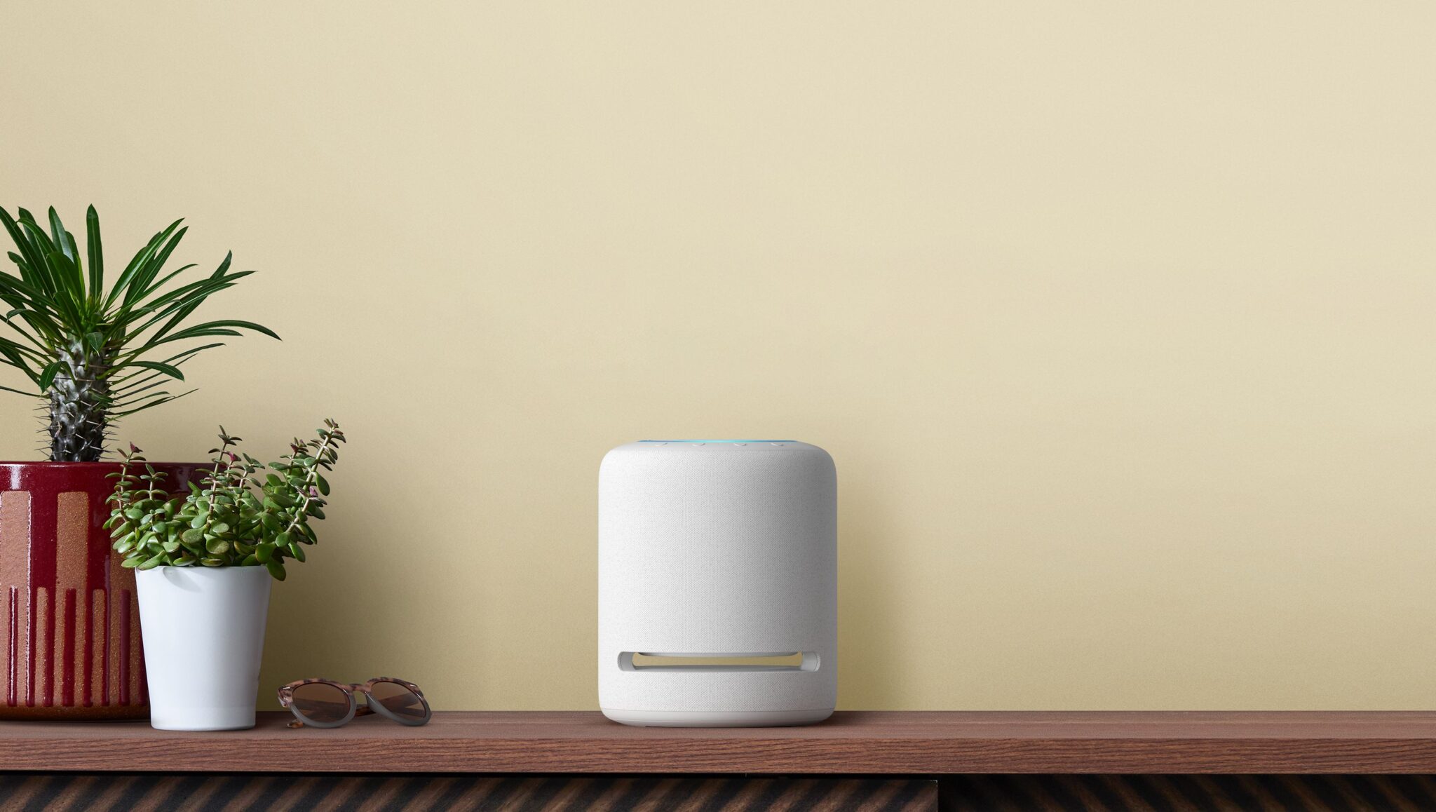 Amazon Neuer Echo Dot, verbesserter Echo Studio, neuer Fire TV Cube