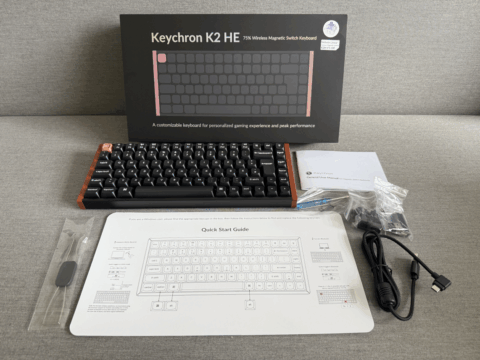 Der Inhalt der Packung der Keychron K2 HE