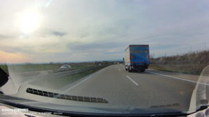 Eine Tagaufnahme mit der Baseus PrimeTrip VD1 Pro (vorne)