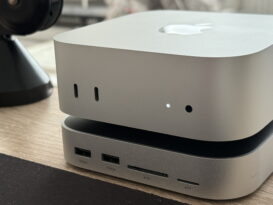Der Mac mini M4 mit einer Dockingstation von Ugreen