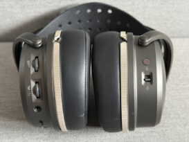 Die Anschlüsse vom Audeze Maxwell 2 ANC