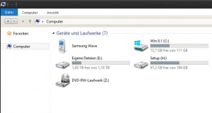 Geraete-mit-wechselmedien-usb-stick-einzeln-darstellen-in-dieser-pc-windows-8.1-1.jpg